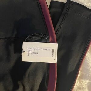 NWT Splits59 Clare High Waist 7/8 Techflex Legging in black & prune, size S
